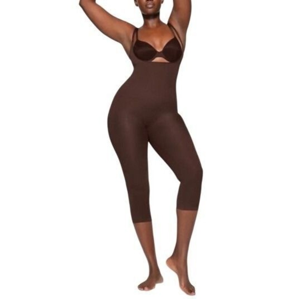 Skims Everyday Sculpt Open Bust Catsuit‎ sh-one-2155 Espresso 3X